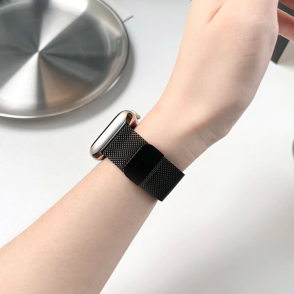 Milanese Loop Armband für Apple Watch – Produktfoto