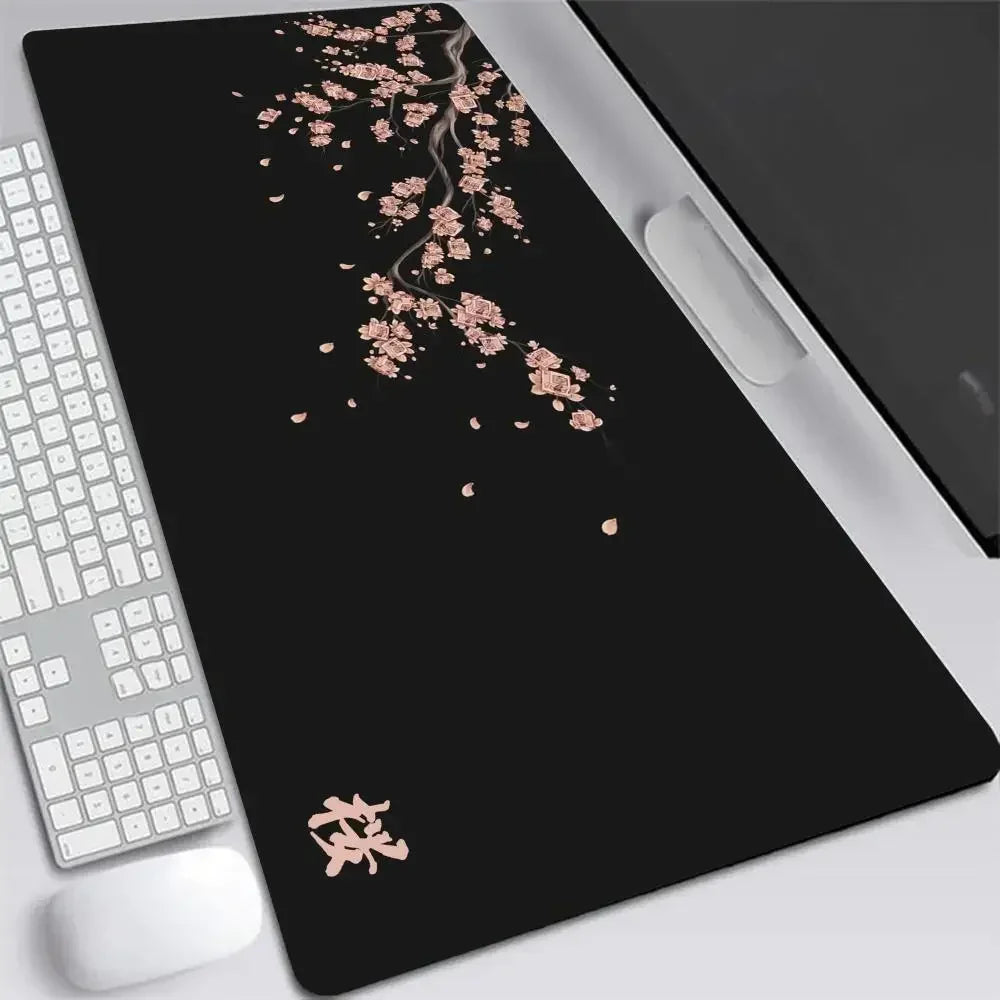 Japanisches Kirschblüten-Mauspad XXL in Grau – großes Schreibtischpad für Laptops und Gaming. – Produktfoto